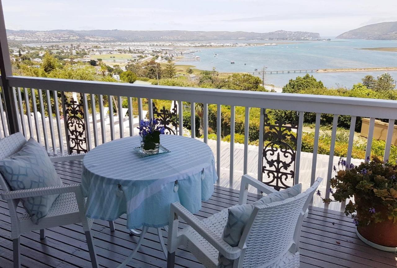 Azure House Hotel Книсна Екстериор снимка